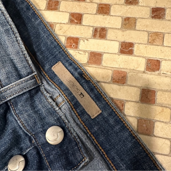 Joes Jeans Hi-Rise Stretchy Distressed Skinny Jeans with Chewed Ankle - Picture 6 of 6